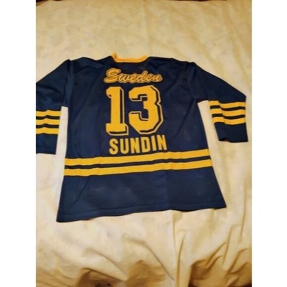 Sweden Swedish National Hockey Team Jersey Large Sundin #13 Oversized - Picture 1 of 7